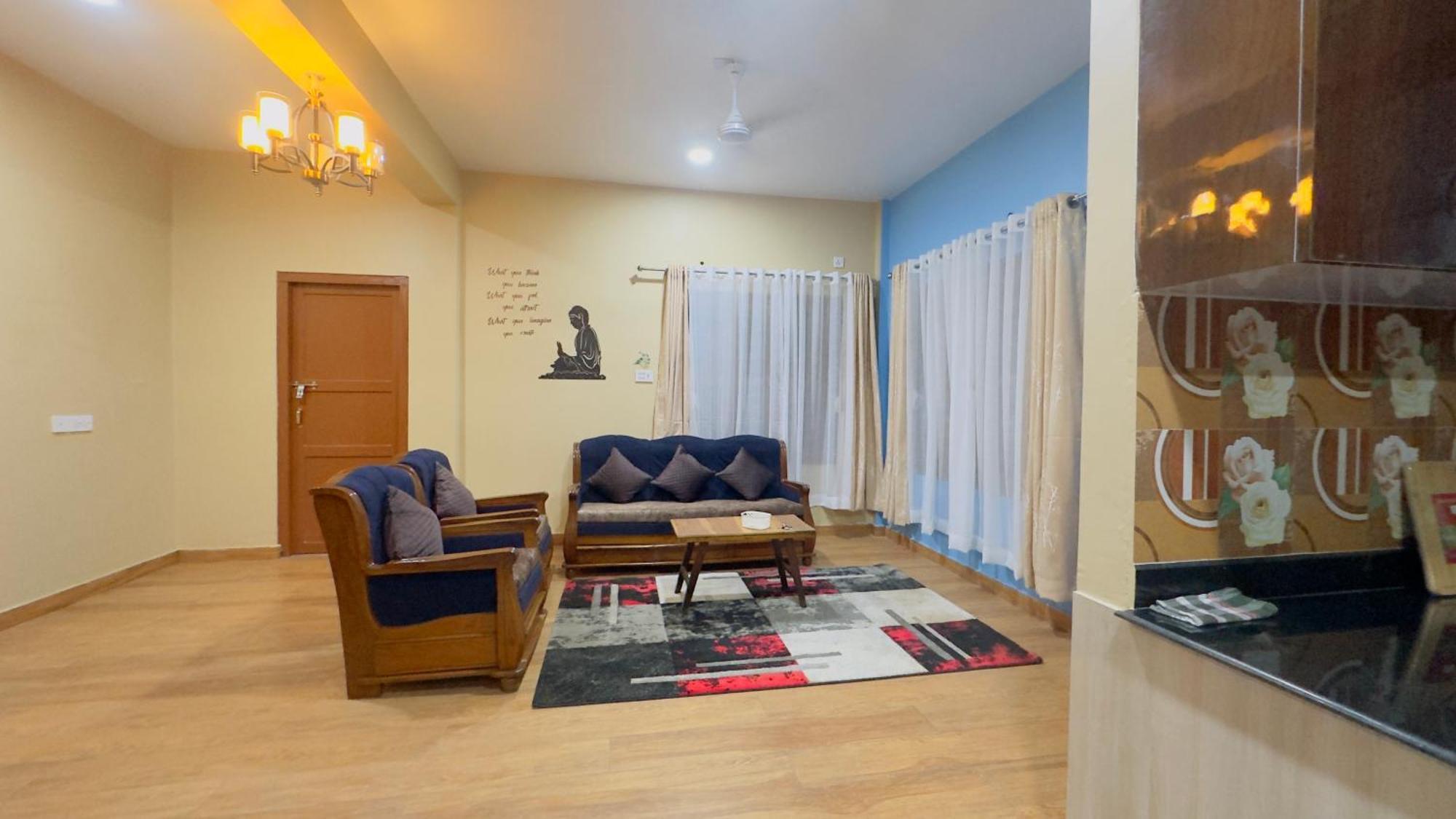 Apartamento Chitwan Comforts 2 *